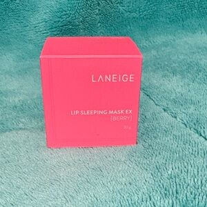 LANEIGE Berry Lip Sleeping Mask EX in Pink